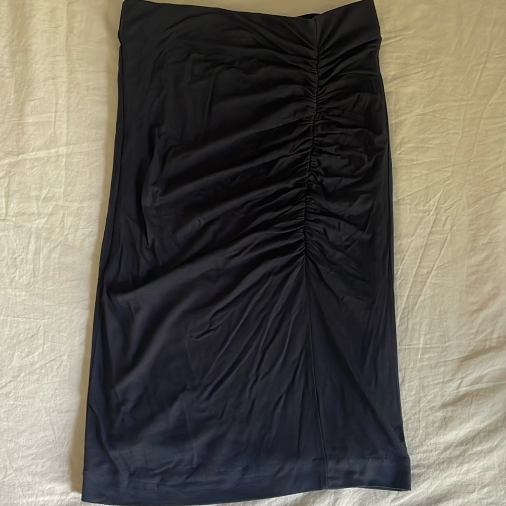 NWT - Ann Taylor Navy Skirt - Size 0P